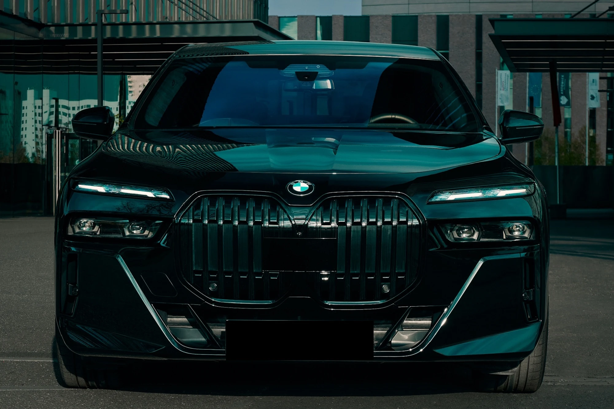BMW 7 Series3