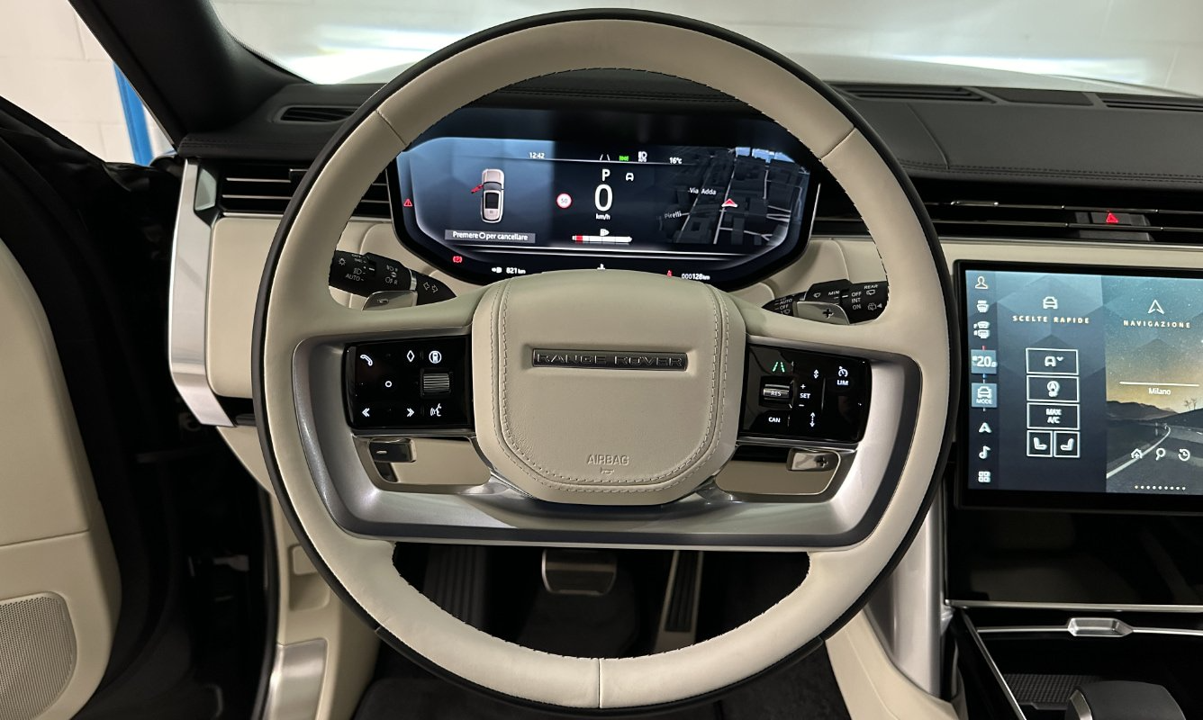 RANGE-ROVER-LWB-HSE-D350-LONG-VOLANTE